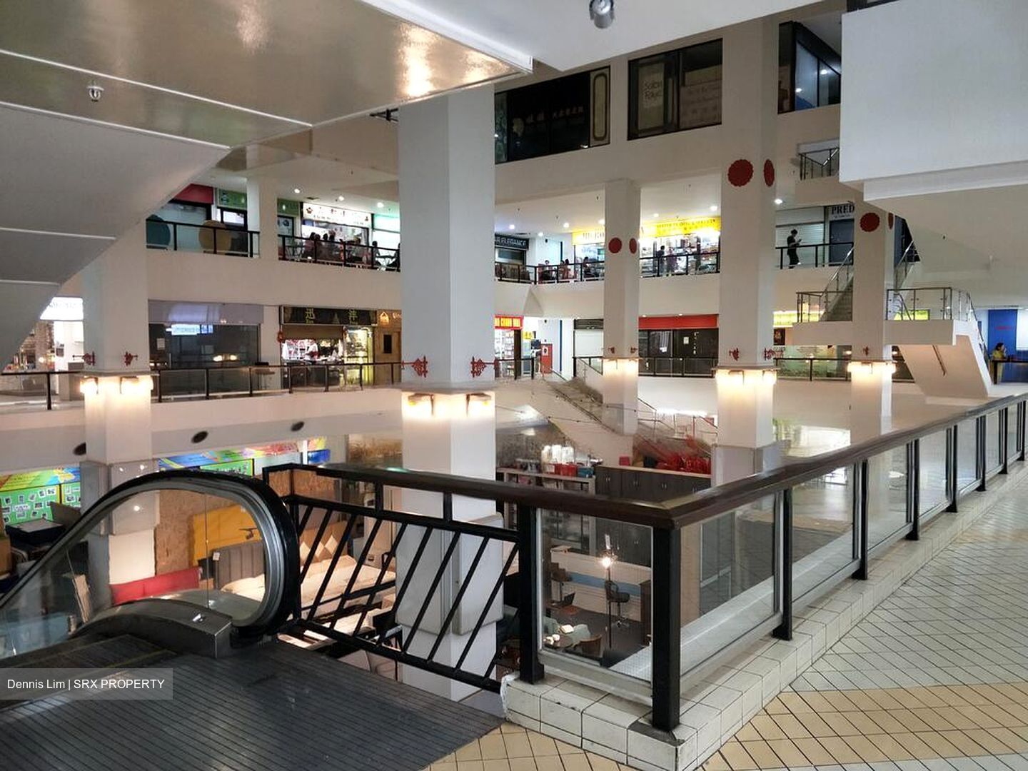 Upper Serangoon Shopping Centre (D19), Retail #451257081
